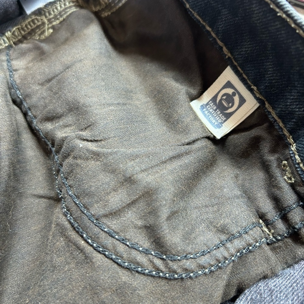 Universal Thread Charcoal Wide-Leg Jeans - Picture 3 of 4